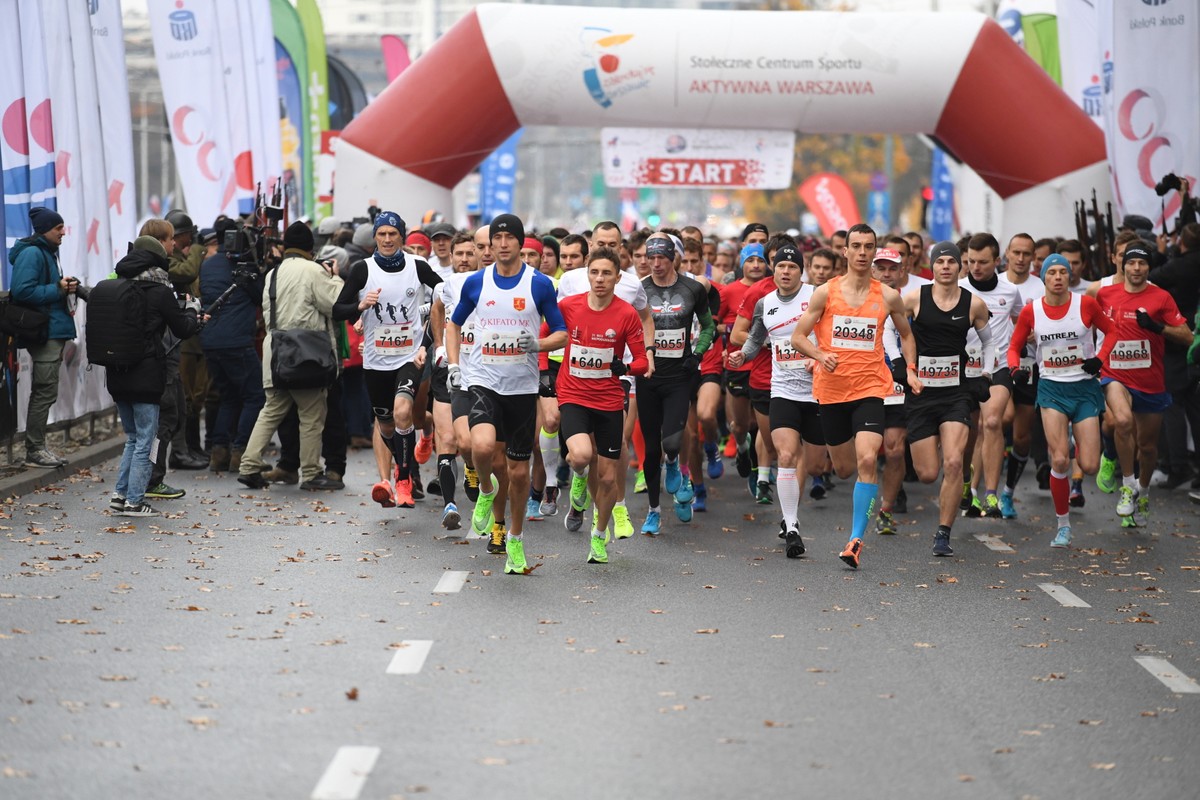 Bieg Niepodległości w Warszawie: Gardzielewski i Dorociak najszybsi na 10 km