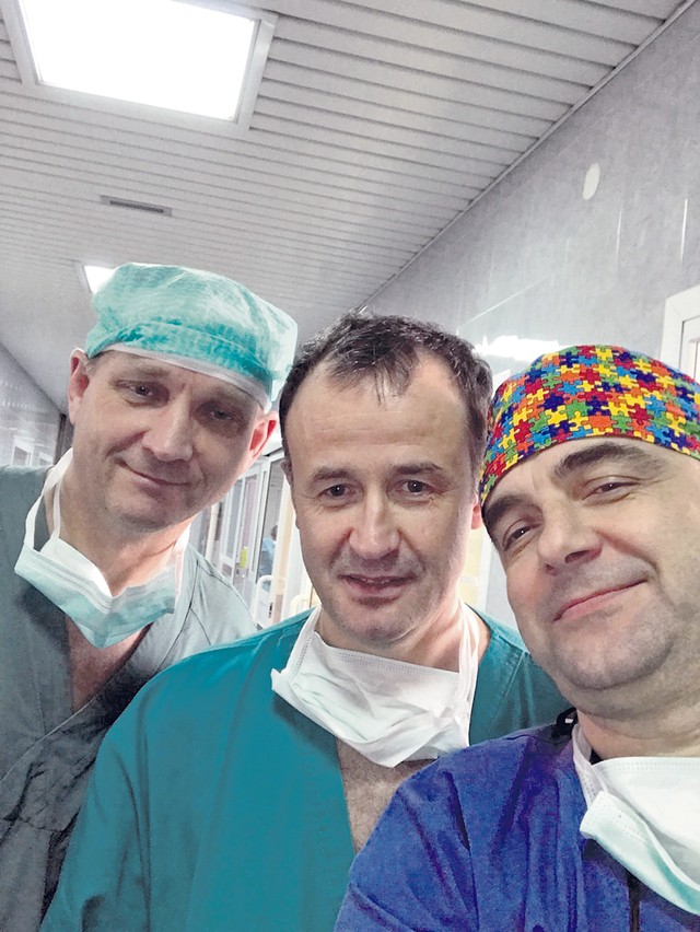 Doktori Branstrum, Milenković i Đorđević uradili su transplantaciju u Tiršovoj