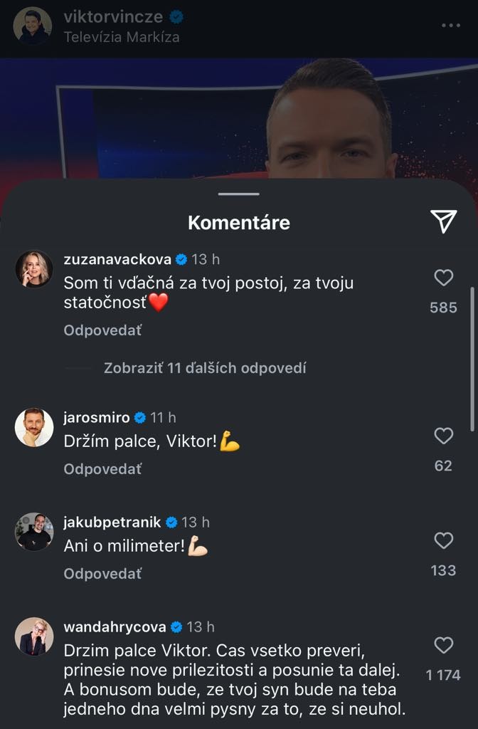 Umelci mu vyjadrili podporu. 