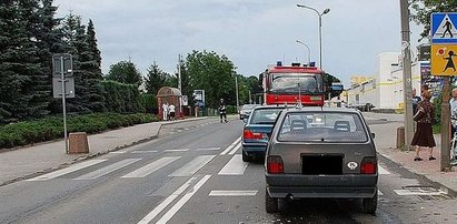 Pijak uderzył w auto z niemowlakiem!