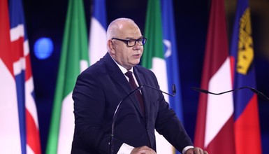 Jacek Sasin wygwizdany. "Pisowiec to jakby nowy volksdeutsch"