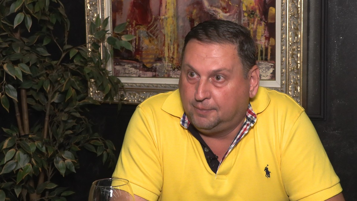 "Da sam htela da budem sa nekim ko mi plaća sve hirove, to sigurno ne bi bio Taki!" Šuškalo se da je imala aferu sa Majinim ocem, pa mu i ona udarila na finansije
