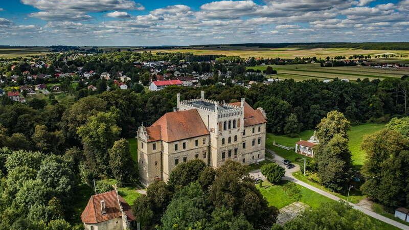 1 stycznia 2023 r. status miasta otrzyma m.in. Książ Wielki