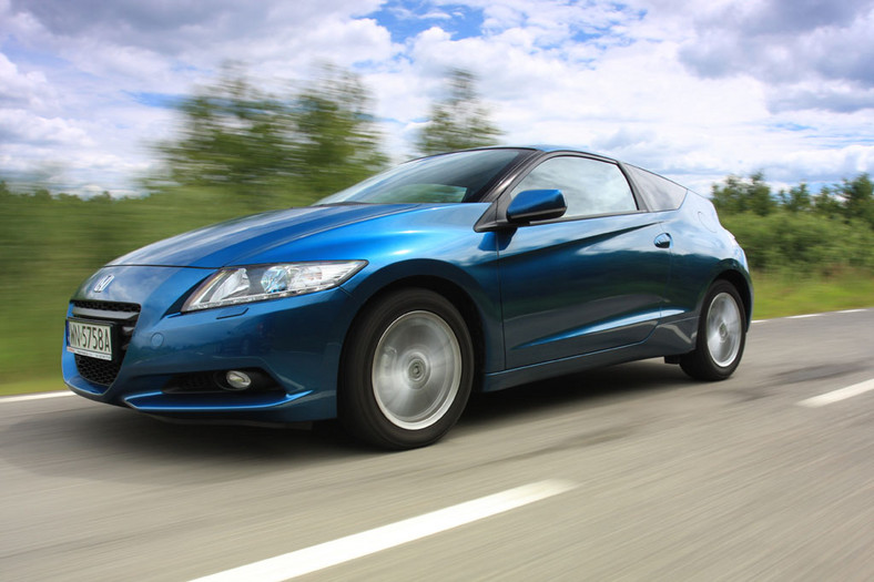 Honda CR-Z GT: Elektryzująca hybryda, pulsujący bas