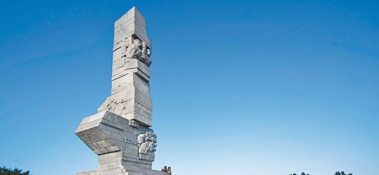Zniszczenie flag na Westerplatte. Prokuratura wszczyna śledztwo