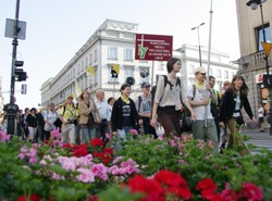 Ulicami Warszawy przeszły tysiące pątników