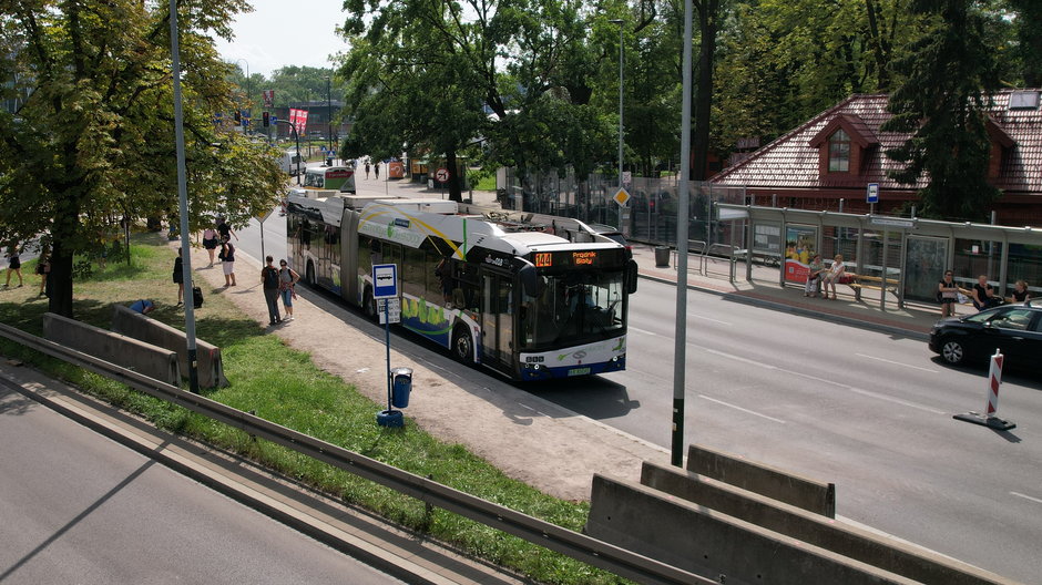 Kraków - cięcia w komunikacji miejskiej