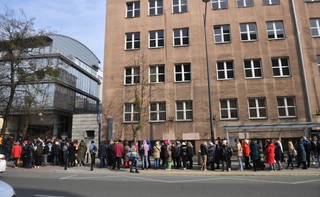 Nadawanie numeru PESEL: Zakorkowane urzędy czekają na dodatkowy sprzęt i pracowników