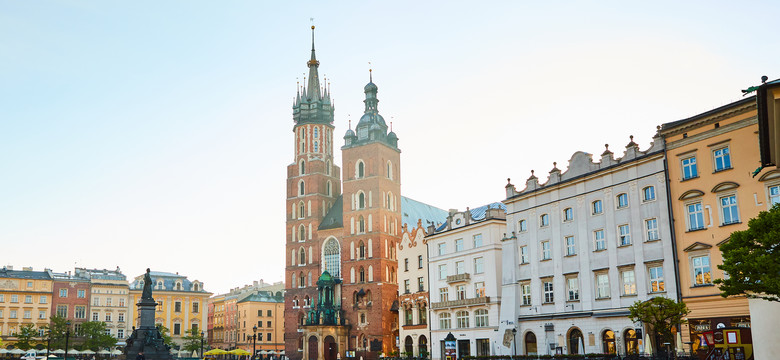 Tonący w smogu Kraków walczy o tytuł "Zielonej Stolicy Europy"