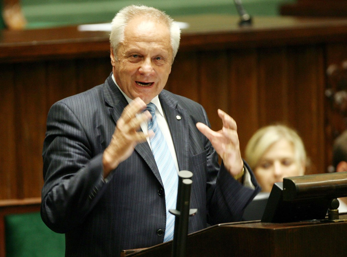 Niesiołowski jednak jest na liście IPN