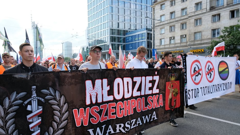 Marsz narodowców w Warszawie