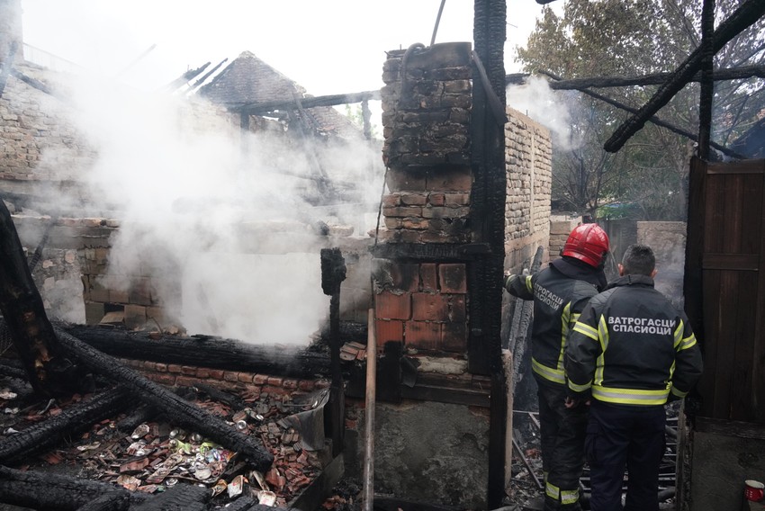 Kuća koja je izgorela u požaru 