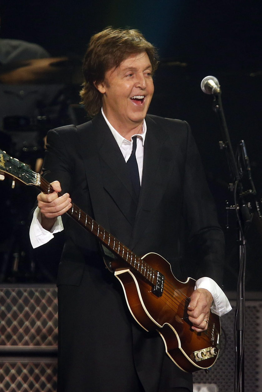 Sir Paul McCartney z gitarą 