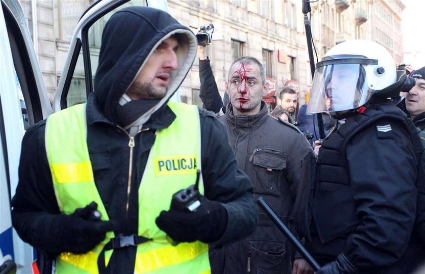 policja, zadyma, demonstracja, dzień niepodległości