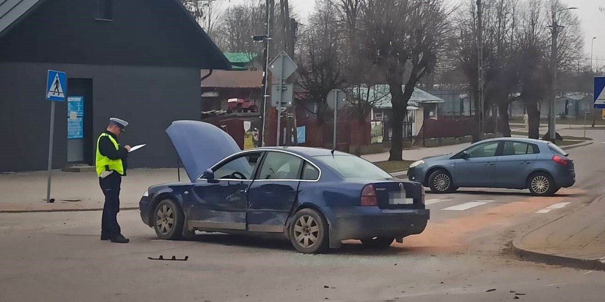 Matka z trójką dzieci potrącona na przejściu dla pieszych w Sokółce. 