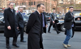 Kto zastąpi Radosława Sikorskiego w Parlamencie Europejskim?