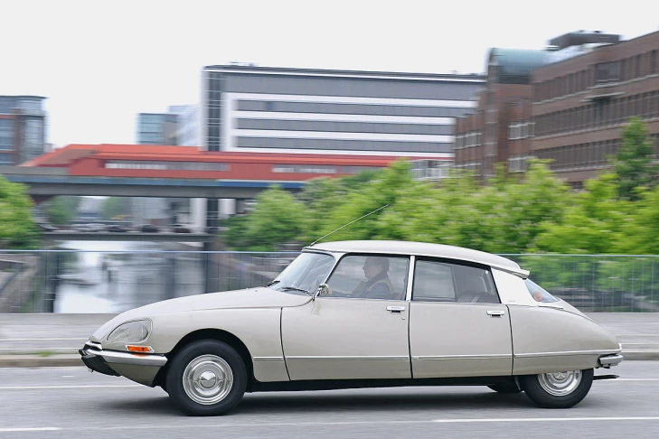 Citroen DS 19