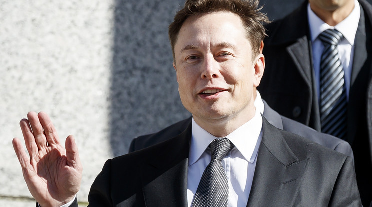 Elon Musk gyorsan bocsánatot kért sértő bejegyzéséért, amit el is távolított, de a per elindult /Fotó: MTI - Justin Lane