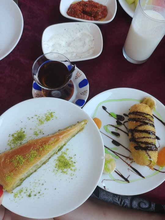 Baklava + lody Maraş w tempurze