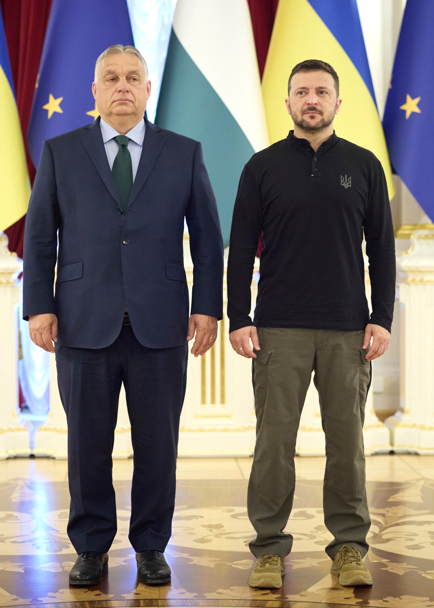 Ukrajinský prezident Volodymyr Zelenskyj a maďarský premiér Viktor Orbán.