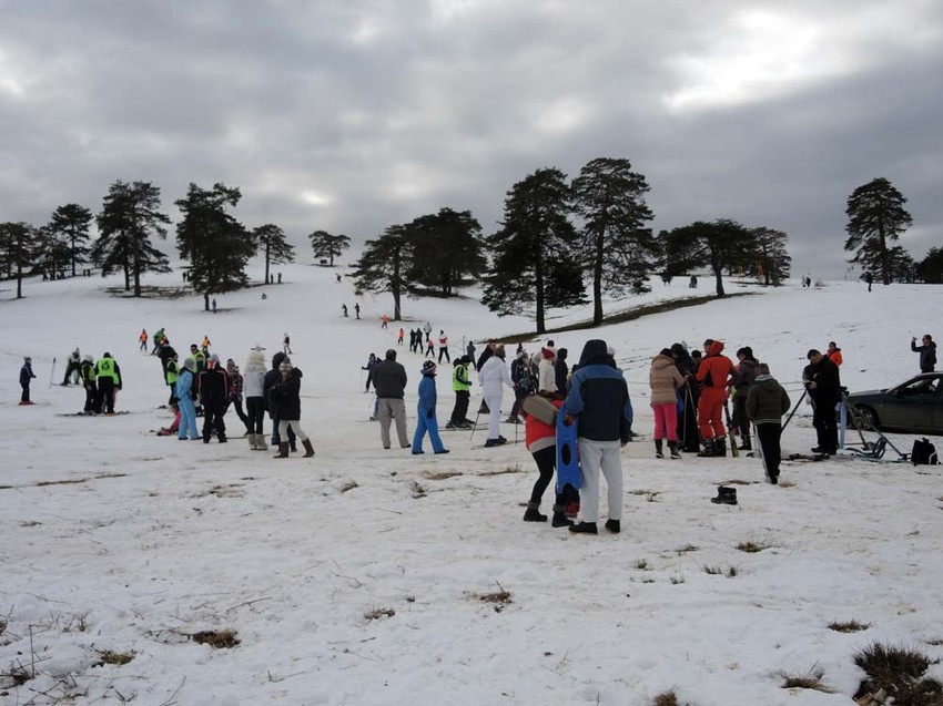 na planinama novih 20 centimetra snega