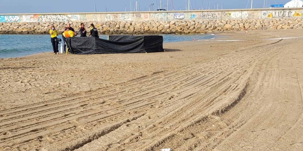 Hiszpania. Ciało małego chłopca na popularnej plaży. Zwłoki były bez głowy.