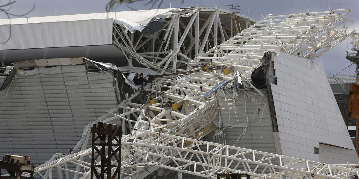 Zawaliła się część dachu stadionu w Sao Paulo