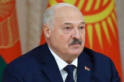 Łukaszenka krytykuje decyzję Polski. "Chcemy tam jeździć traktorami, a nie czołgami"
