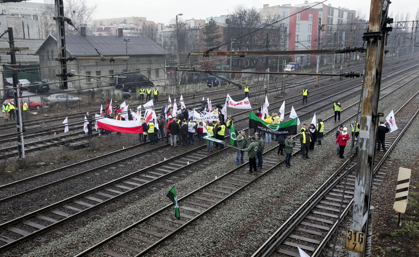 Katowice.Związkowcy na torach 