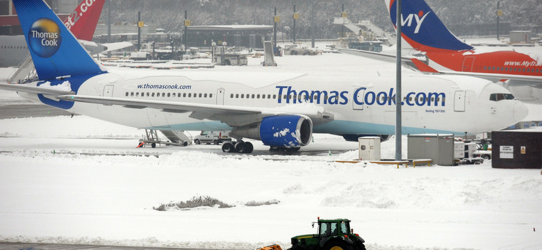 Śnieżyce w Europie. Lotniska w Wielkiej Brytanii odwołują loty