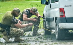 'Bombę umie zrobić każdy mężczyzna'. Tłumaczenia męża, który chciał wysadzić żonę nauczycielkę