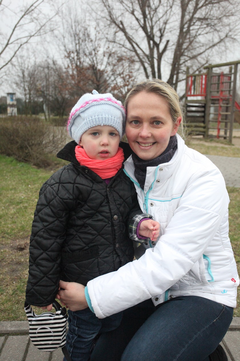 Dominika Szajder-Odrobińska (33 l.), mama Laury (3 l.)