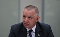 Pegasus i inwigilacja. KO prosi Banasia o odtajnienie dokumentów