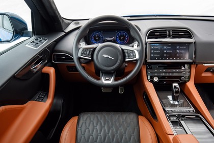 Jaguar F Pace Svr Polowanie Na Grubego Zwierza Test