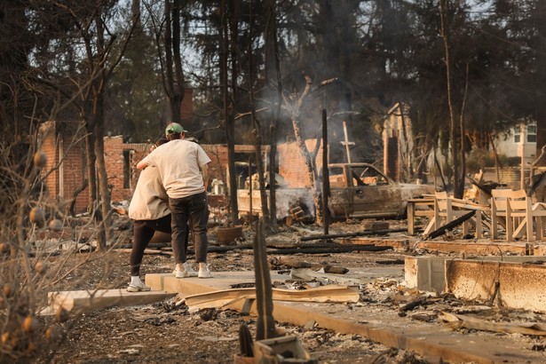 Pożary w Los Angeles. Bilans ofiar rośnie, straty liczone w miliardach