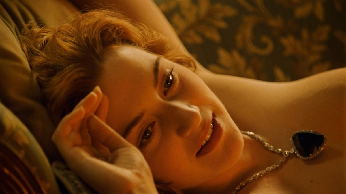 Chińskie władze ocenzurowały jedną z "nagich scen" Kate Winslet w filmie "Titanic 3D", starajac się zapobiec sytuacji, w której widzowie będą starać się... "dotknąć Kate Winslet na ekranie".