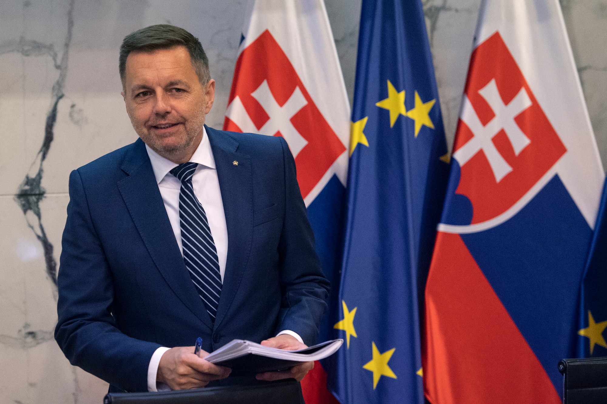 Guvernér Národnej banky Slovenska (NBS) Peter Kažimír.