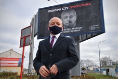 Kaczyński i Łukaszenka połączeni na billboardach. Kto stoi za mocną akcją?