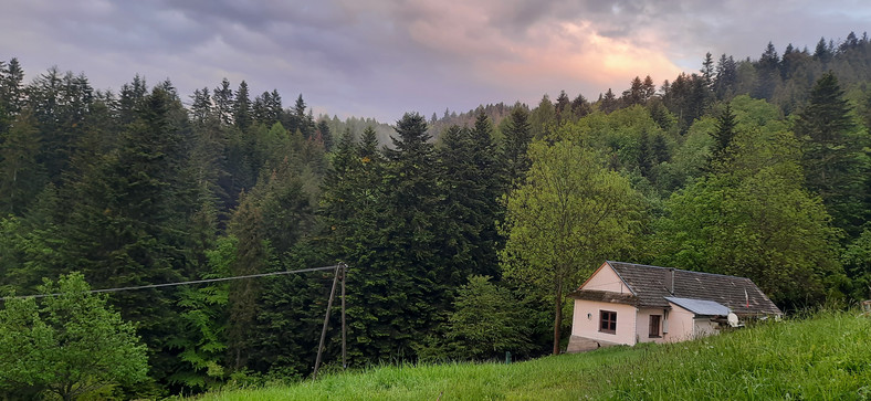 Widok z góry na chatę