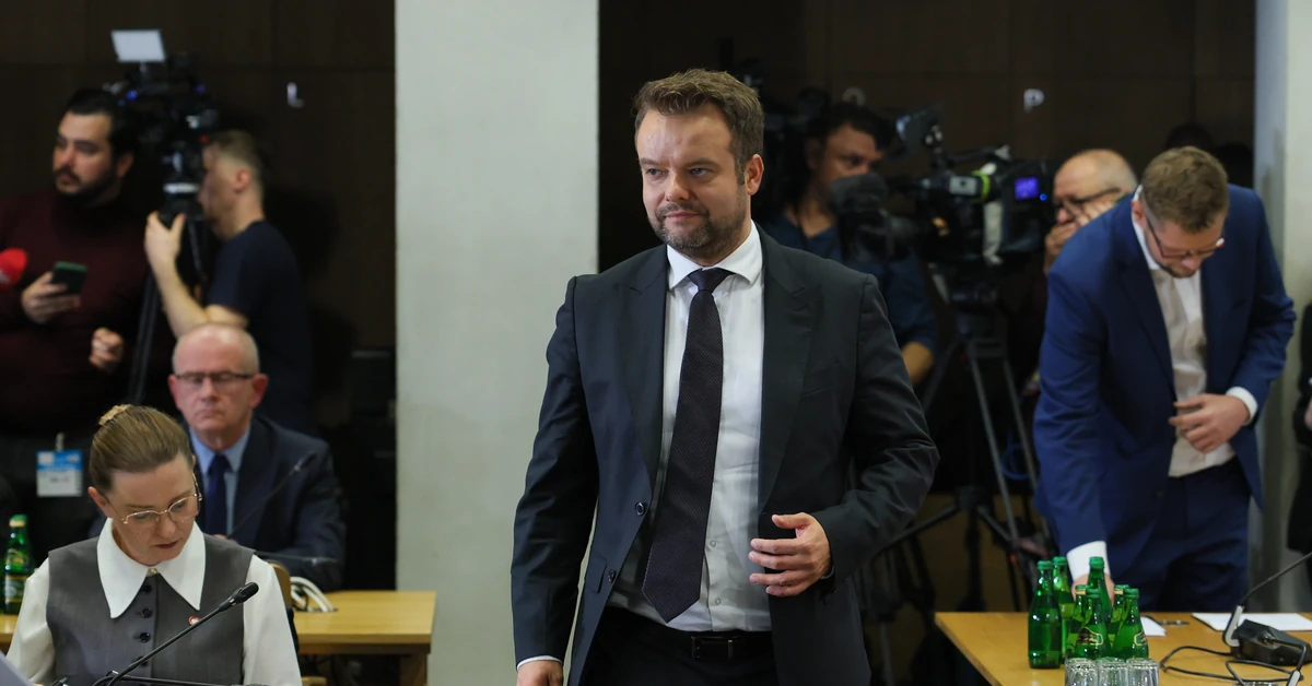 Awantura między rzecznikiem PiS i dziennikarką TVN. Kłócili się pod toaletą