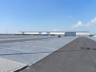 Modlin - dyktatura jednej linii. Lotniska nie powinny się kanibalizować