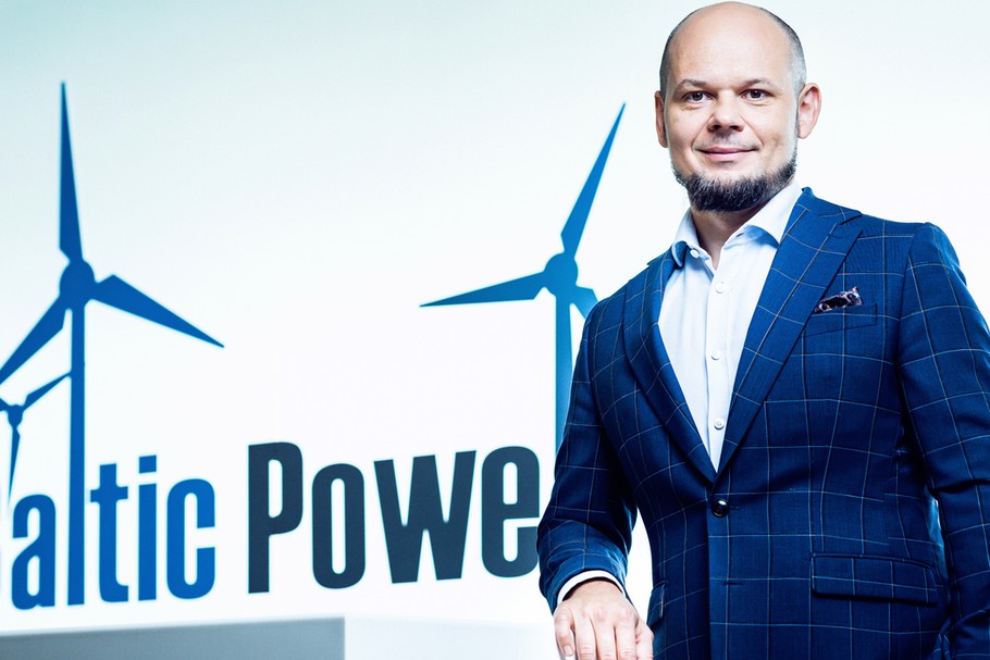 Jarosław Broda, członek zarządu Baltic Power, podkreśla, że Baltic Power przeciera szlaki dla rozwoju morskich farm wiatrowych w Polsce