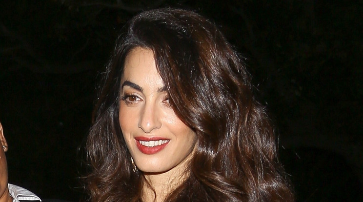 Amal Clooney bulizni ment - Fotó: Northfoto