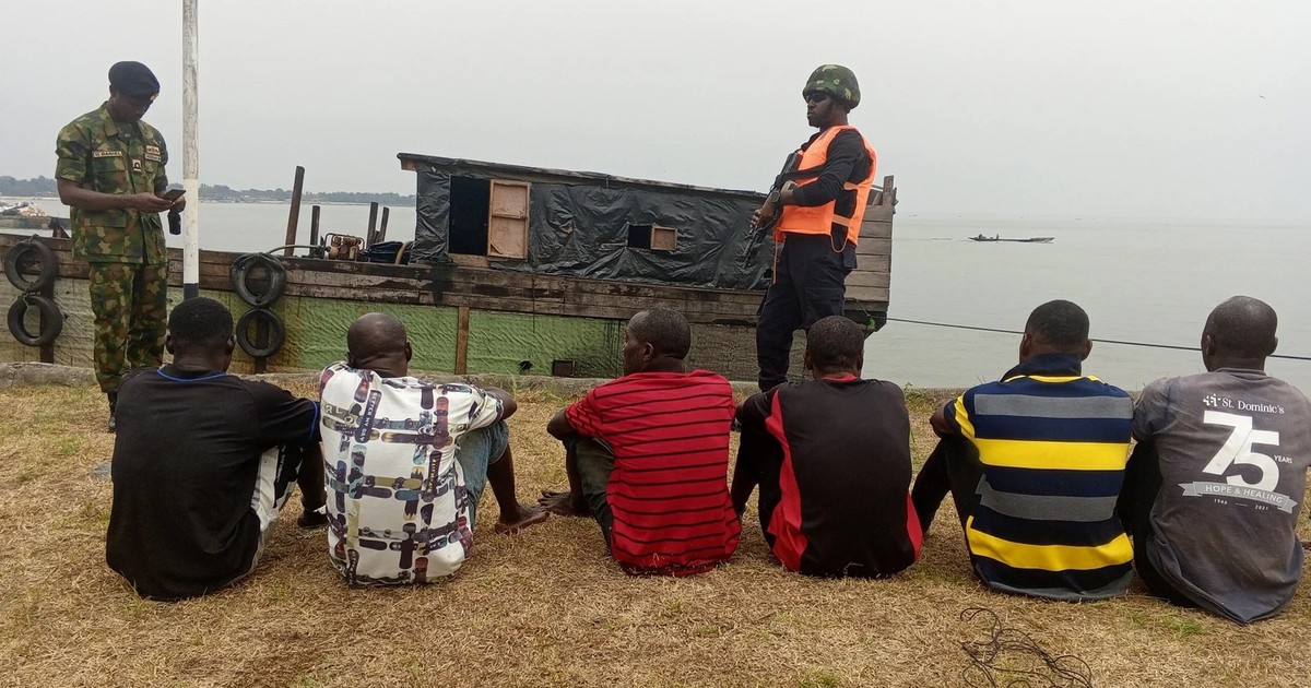 Nigerian navy intercept vessel laden with 30,000 litres of stolen crude - Vimarsana News