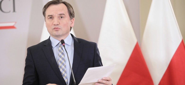 Ziobro o prof. Strzemboszu: Powinien z pokorą przyznać, że poniósł ciężką porażkę