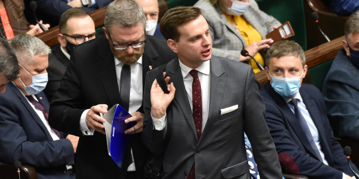 Posłowie Konfederacji opuścili Sejm.