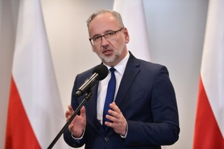 Szczepienie piątą dawką przeciwko koronawirusowi: Niedzielski powiedział kiedy się rozpoczyna