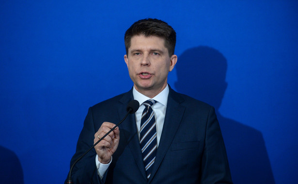 Petru o dokumentach Kiszczaka: Mam pytanie, czy to nie układ PiS-u z byłą ubecją