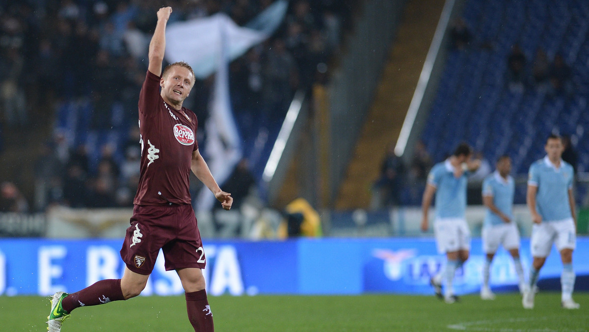 Kamil Glik jest już pewny swojej piłkarskiej przyszłości. Obrońca reprezentacji Polski, który do tej pory grał w Torino na zasadzie współwłasności z Palermo, został wykupiony przez klub z Turynu. 16. drużyna zeszłego sezonu Serie A pozyskała pełnię praw również do Matteo Darmiana, a włoskie media donoszą, że obie operacje zamknęły się w kwocie dwóch milionów euro.