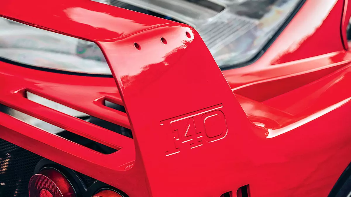 Ferrari F40 to jednen z droższych modeli na rynku kolekcjonerskim